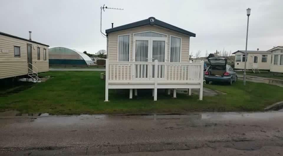 Presthaven Sands Holiday Park 3 And 2 Bed Caravans Престатин Екстериор снимка